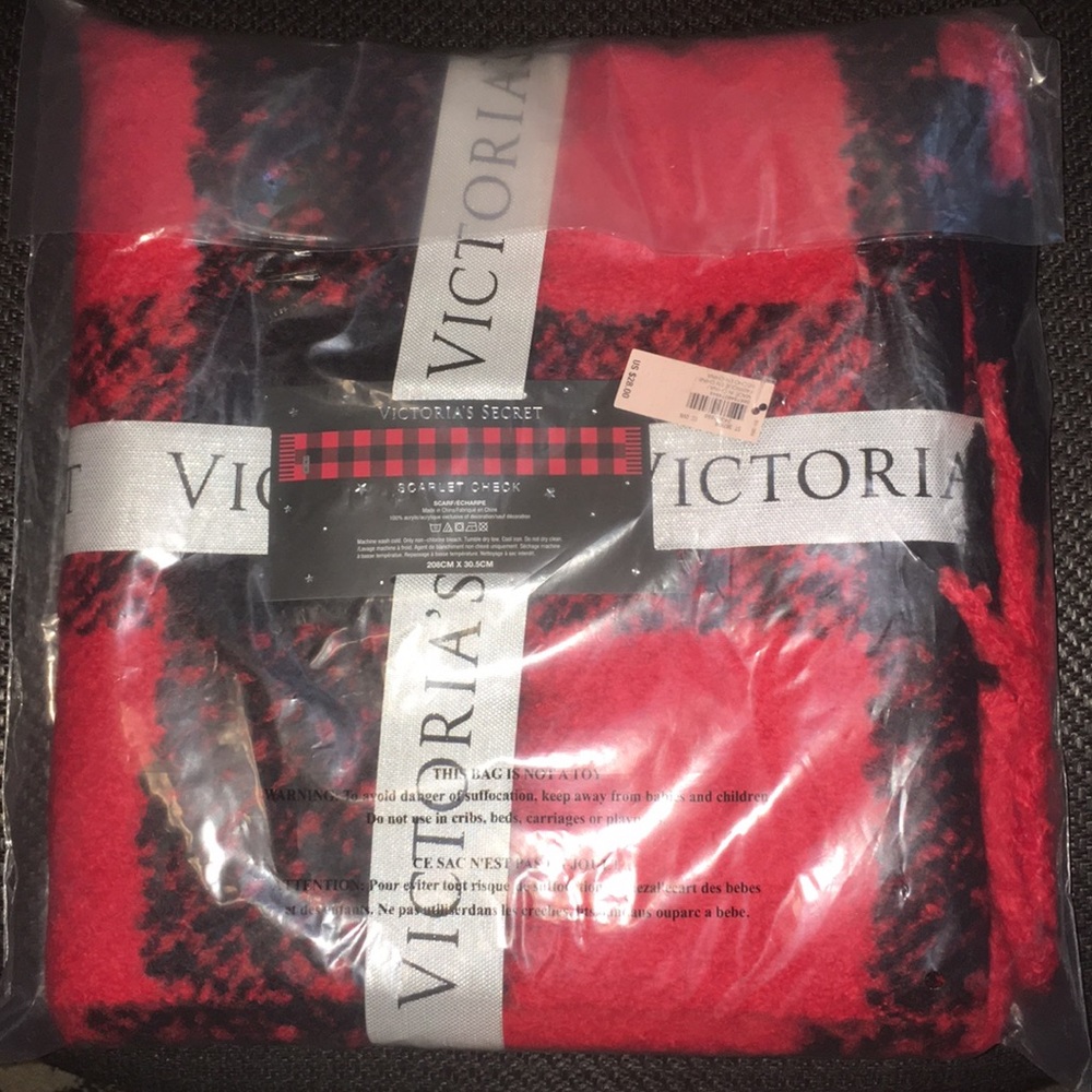 Victoria’s Secret Scarf